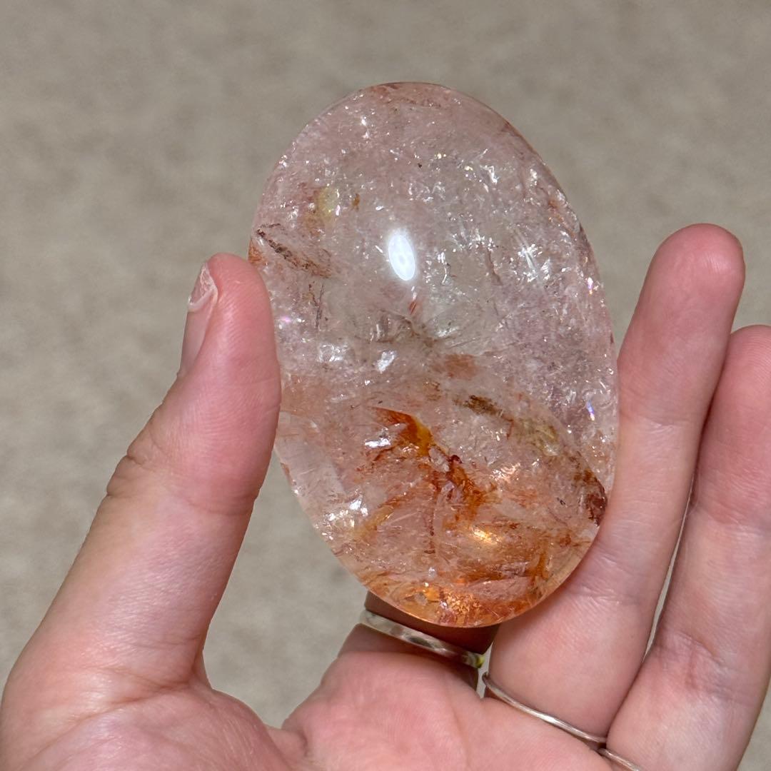 ファイヤクォーツ　握り石　125g NO.395