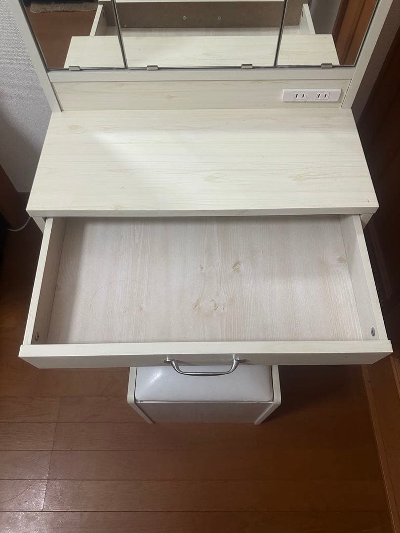 美品　三面鏡ドレッサー