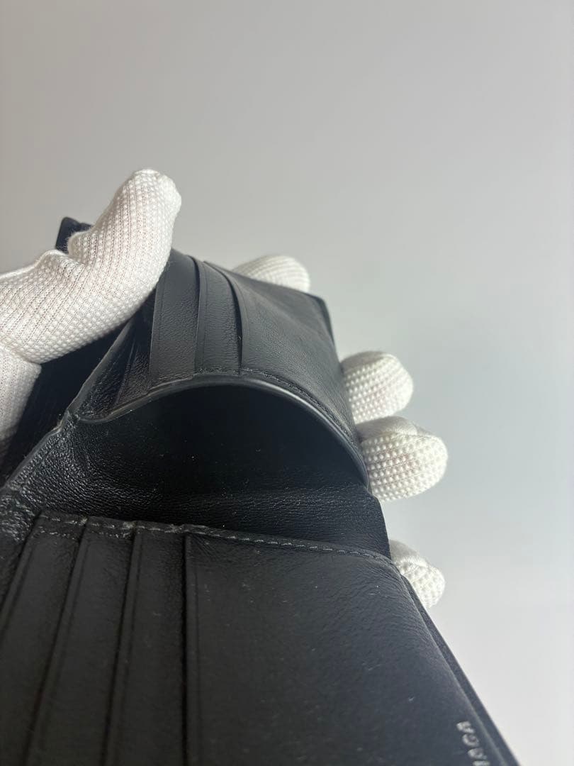 バレンシアガ　スーパービジー　二つ折り財布