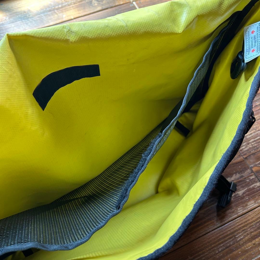 d*m様 PAC DESIGNS パックデザイン メッセンジャーバッグ カナダ製