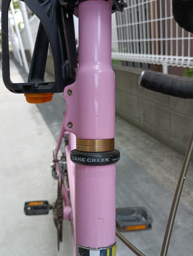 ブルーノベンチュラ　　BRUNO　VENTURA　ピンク色