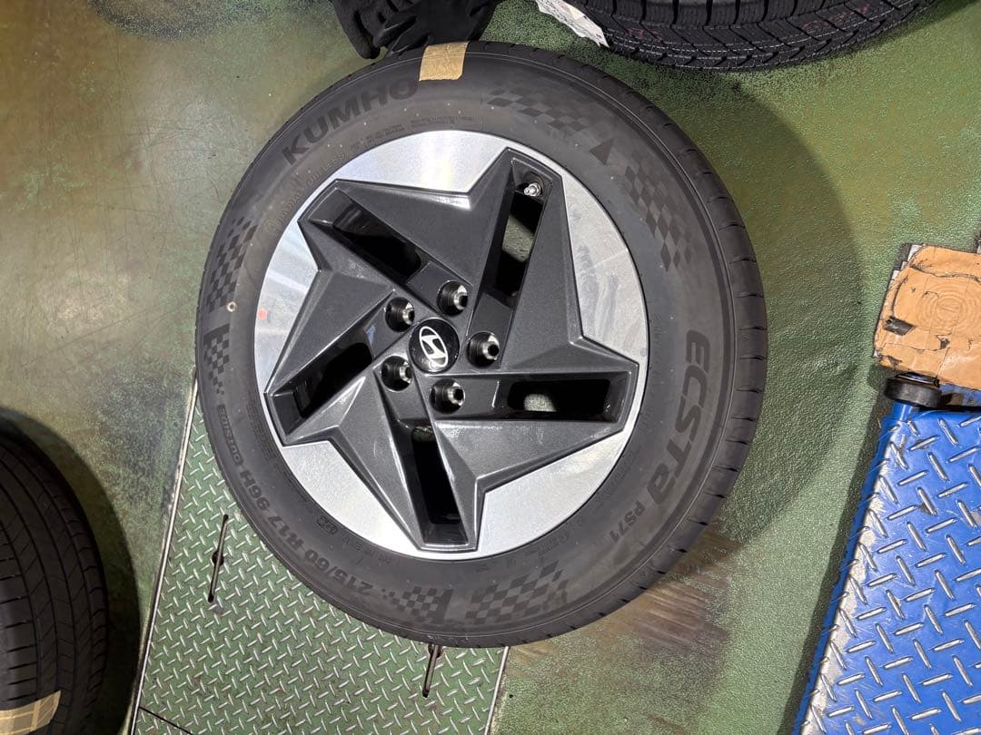 【新品未使用】クムホ ECSTA PS71 215/60R17 4本 夏タイヤ