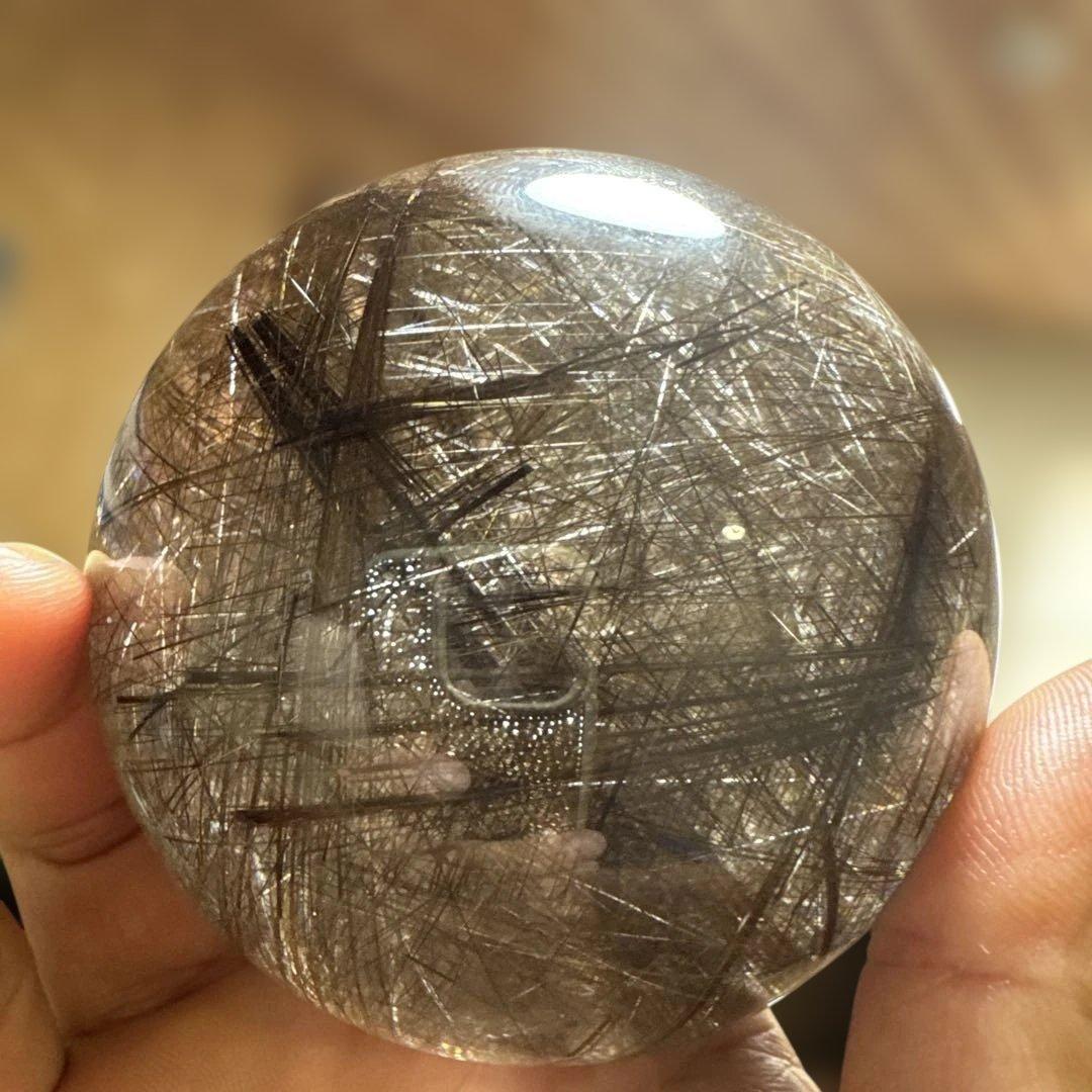 【コレクション】シルバールチルクォーツ スフィア 約8cm（天然水晶 丸玉）