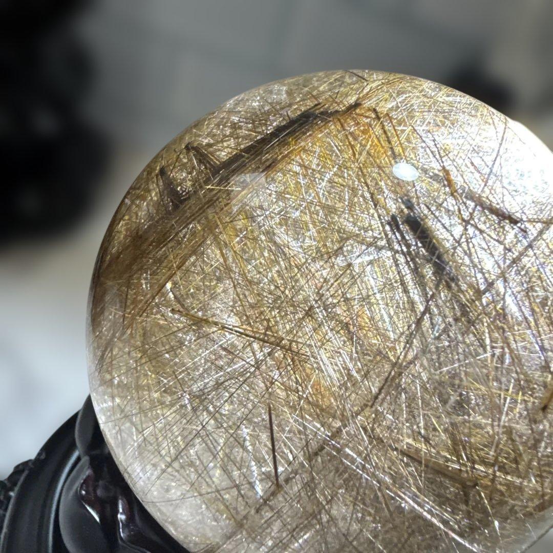 【コレクション】シルバールチルクォーツ スフィア 約8cm（天然水晶 丸玉）