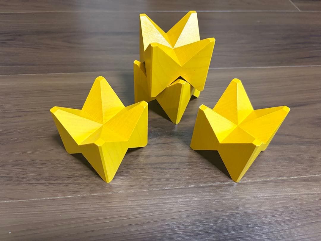 ネフスピール　Naef Spiel ワールドワイドキッズ