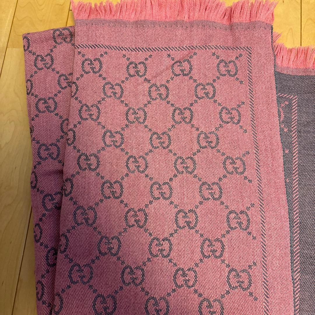 颯*様 GUCCI ピンク GGロゴ マフラー