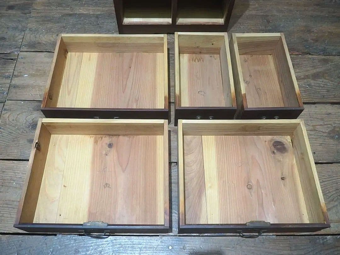 1384 レトロな小引き出し　収納棚　陳列台　ケース　古家具　アンティーク　骨董