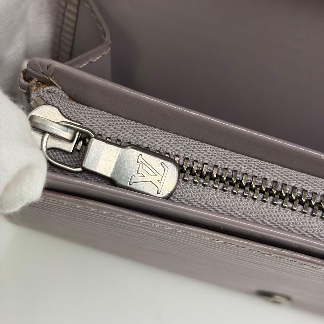 ルイヴィトン☆エピ ポルトフォイユ・トレゾール折り財布