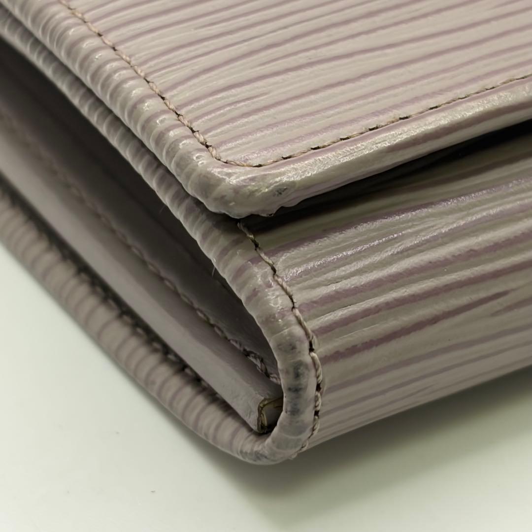 ルイヴィトン☆エピ ポルトフォイユ・トレゾール折り財布