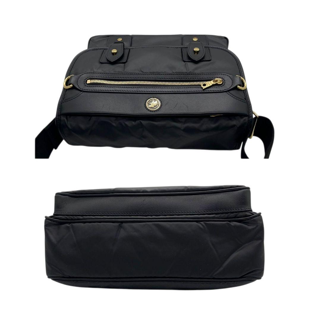 美品　ハンティングワールド　ショルダーバッグ　黒　メッセンジャー　A4可　s35