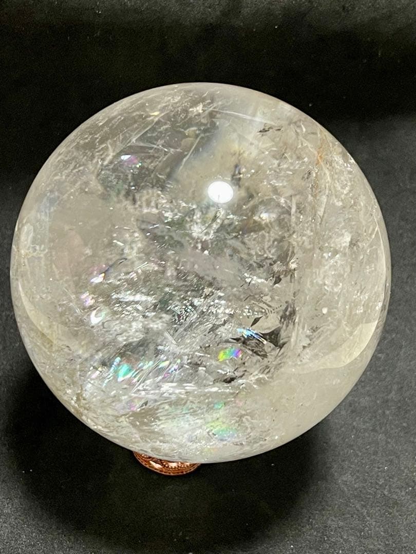値下げ　大サイズ　虹入り水晶　スフィア（丸玉）　約8cm 790g