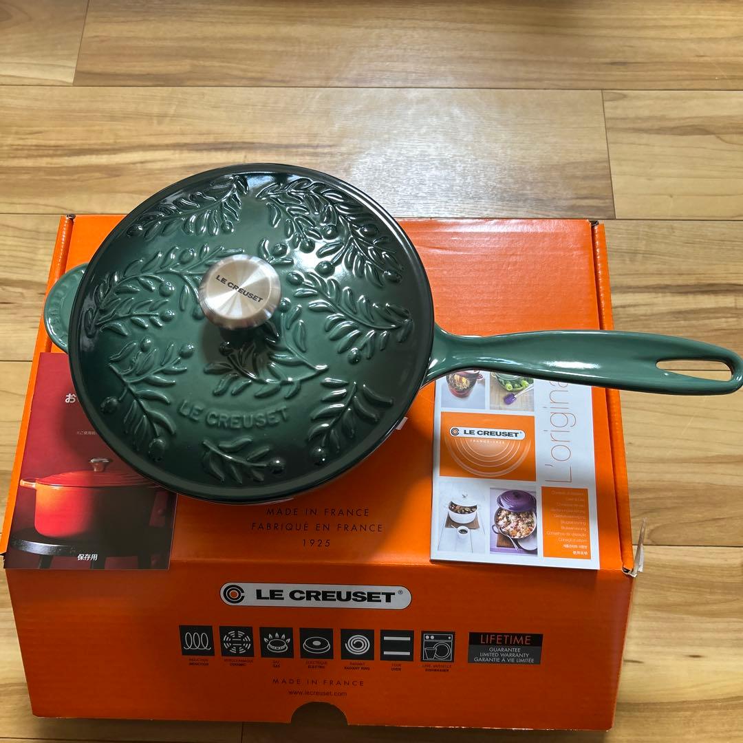 新品未使用・ルクルーゼ・ソーシエホーリーレリーフ21㌢・アンティチョーク