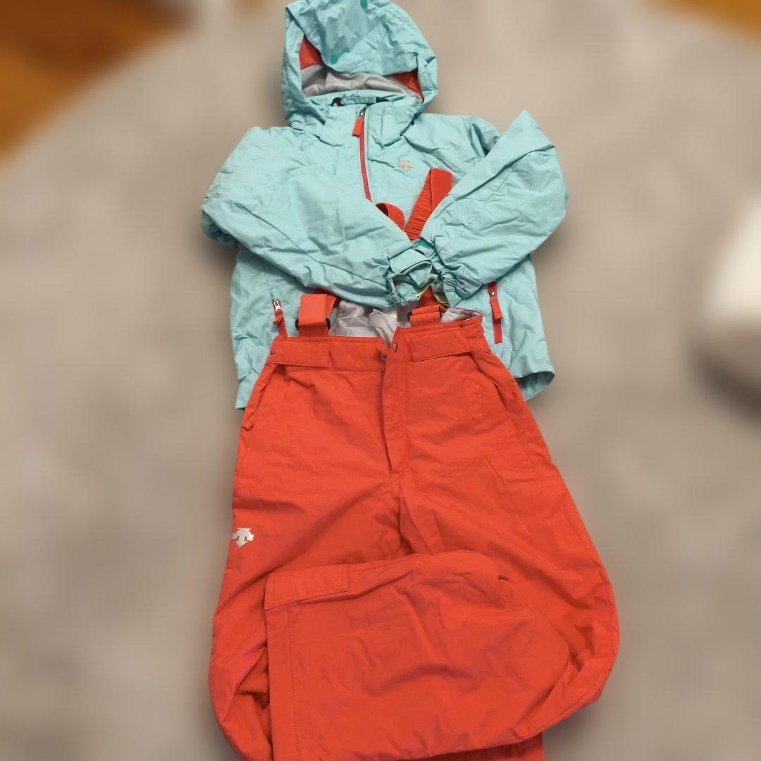 子ども用スキーウェア DESCENTE　上下セット　ワンシーズン　手袋付