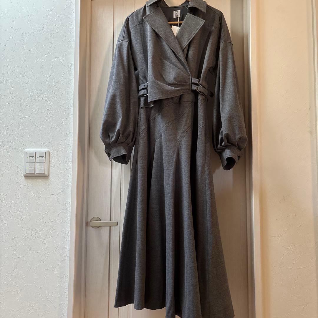 ローブブラン　新品　Asymmetric Side Buckle Dress