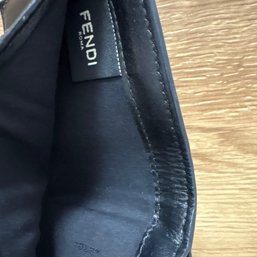 FENDI 財布　折り畳み財布　フェンディ