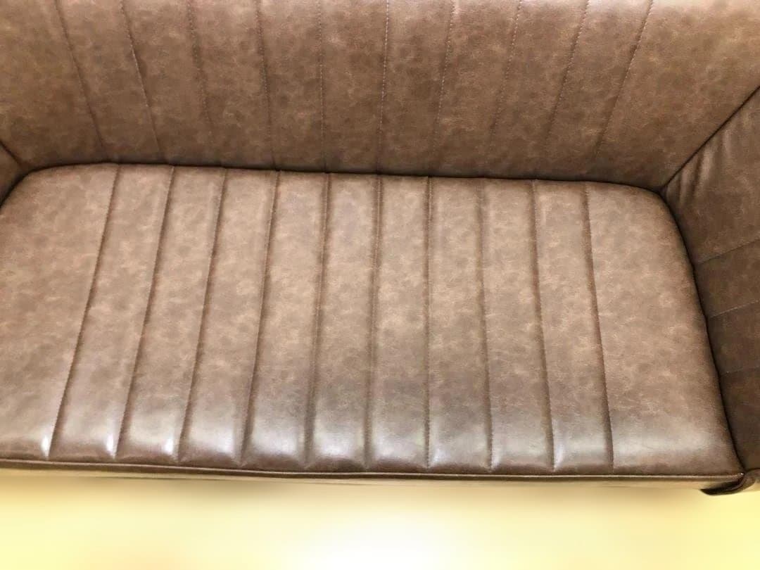 送料無料 2人掛けソファ レザー調 インテリアショップ カフェ風　112925