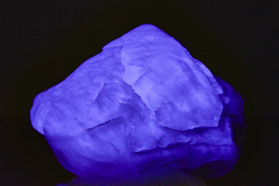 ナイジェリアAkwana産 メルトフローライト