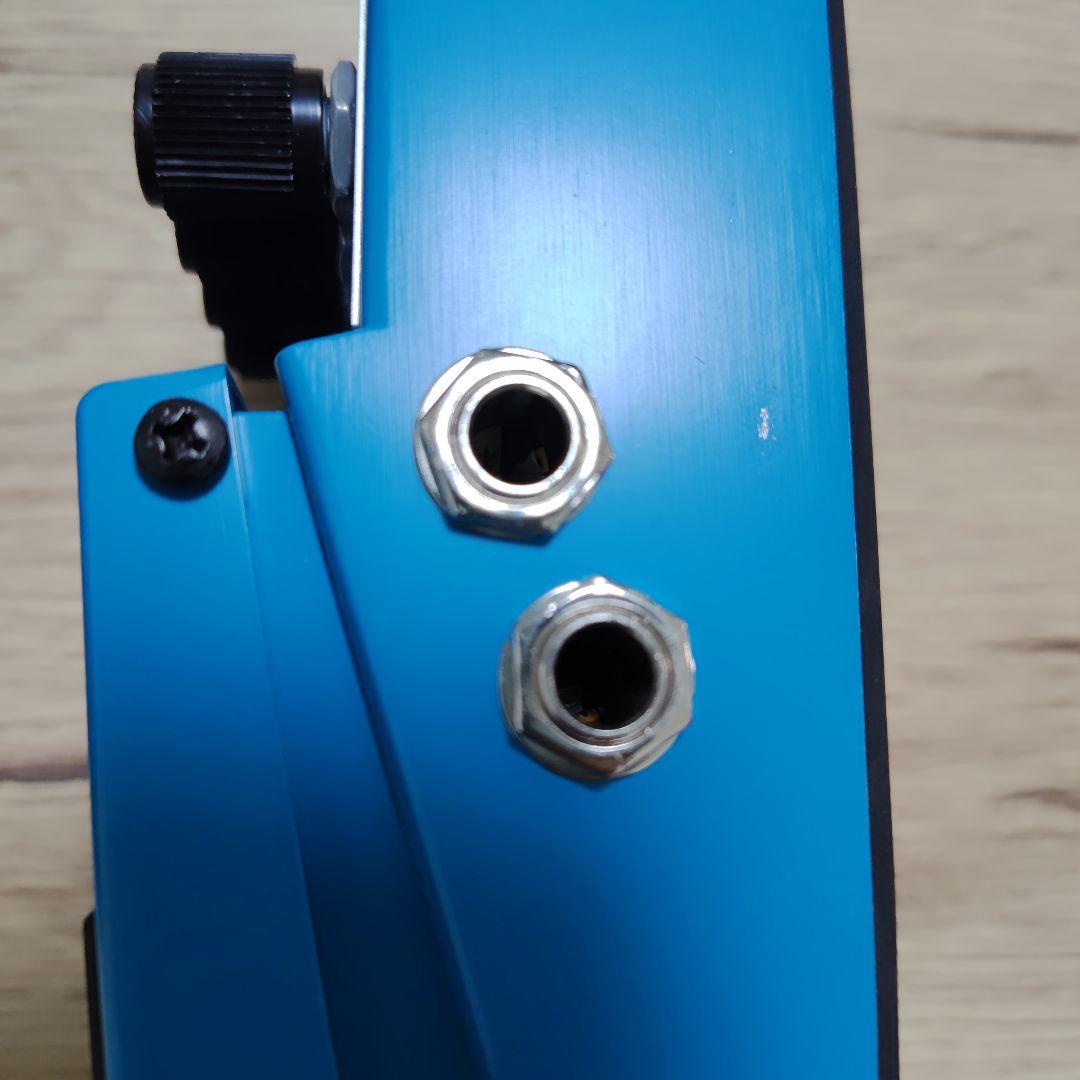 BOSS Vibrato VB-2w ギターエフェクター 箱付き