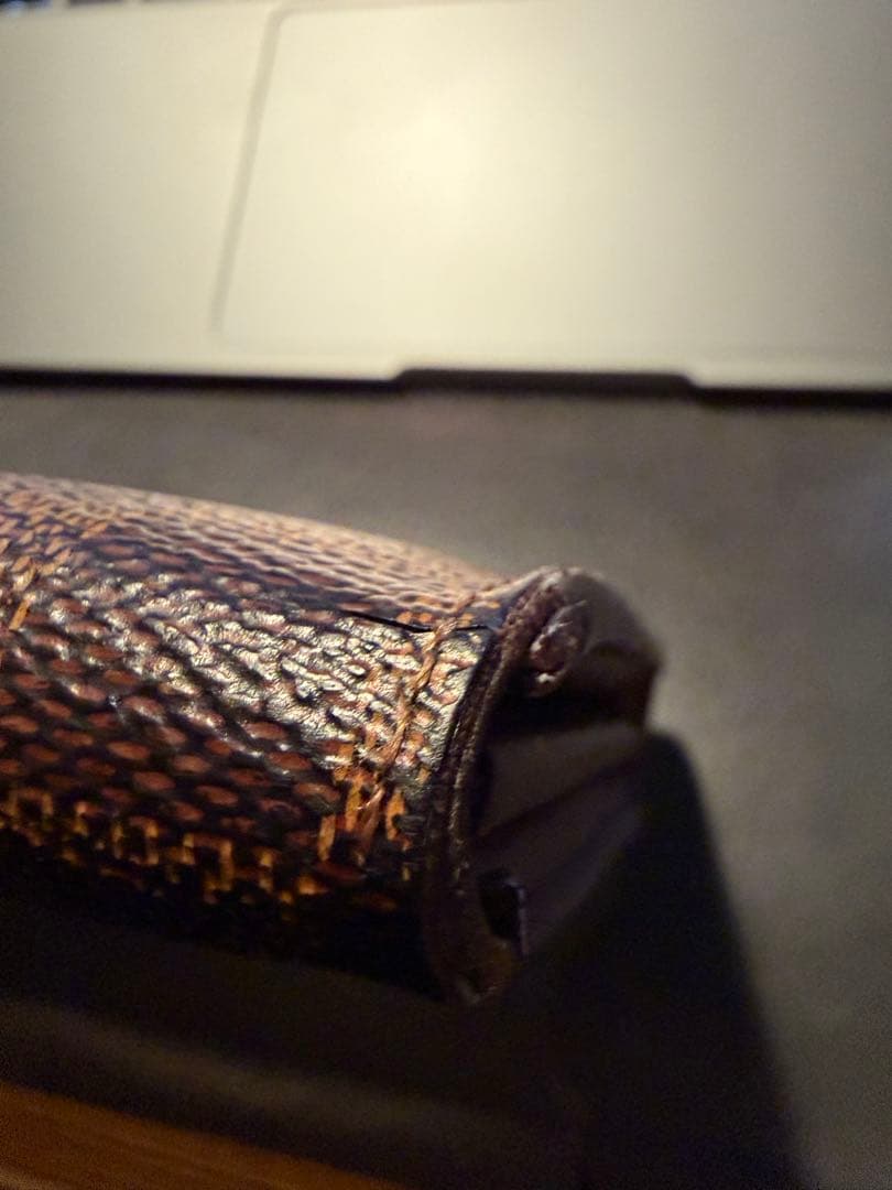 LOUIS VUITTONダミエ エベヌ ポルトフォイユ・サラ