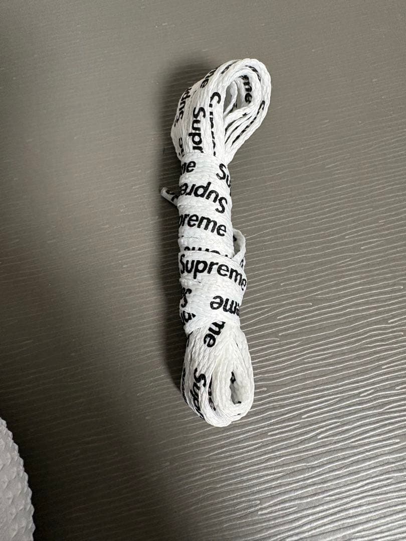 Supreme × Nike Air Force 1 White Black