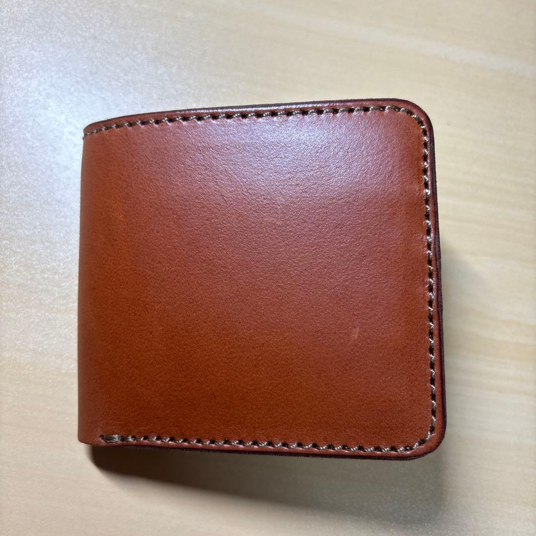 【ヘルツ】ブラウンレザー二つ折り財布