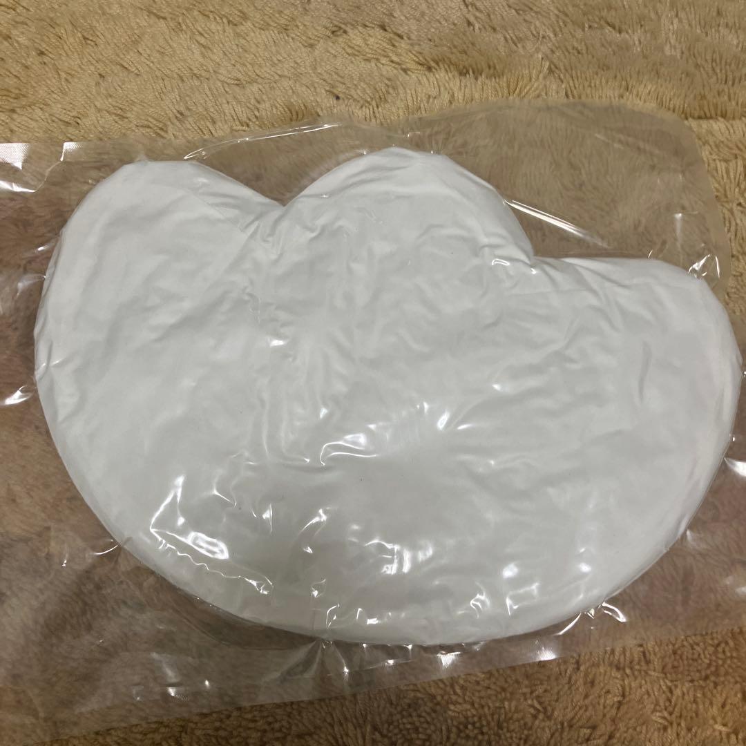 アディダス　オリジナルス　クッション　新品未開封　非売品　当選　adidas