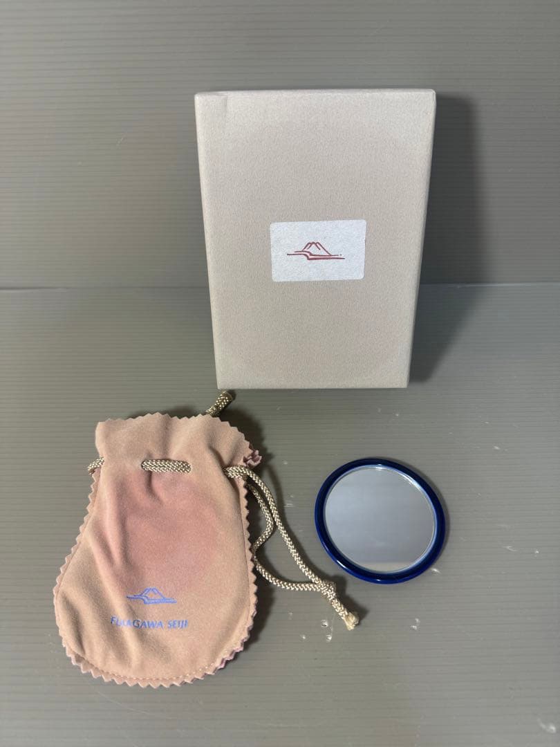 2550 深川製磁　瑠璃地金彩桜　手鏡　未使用