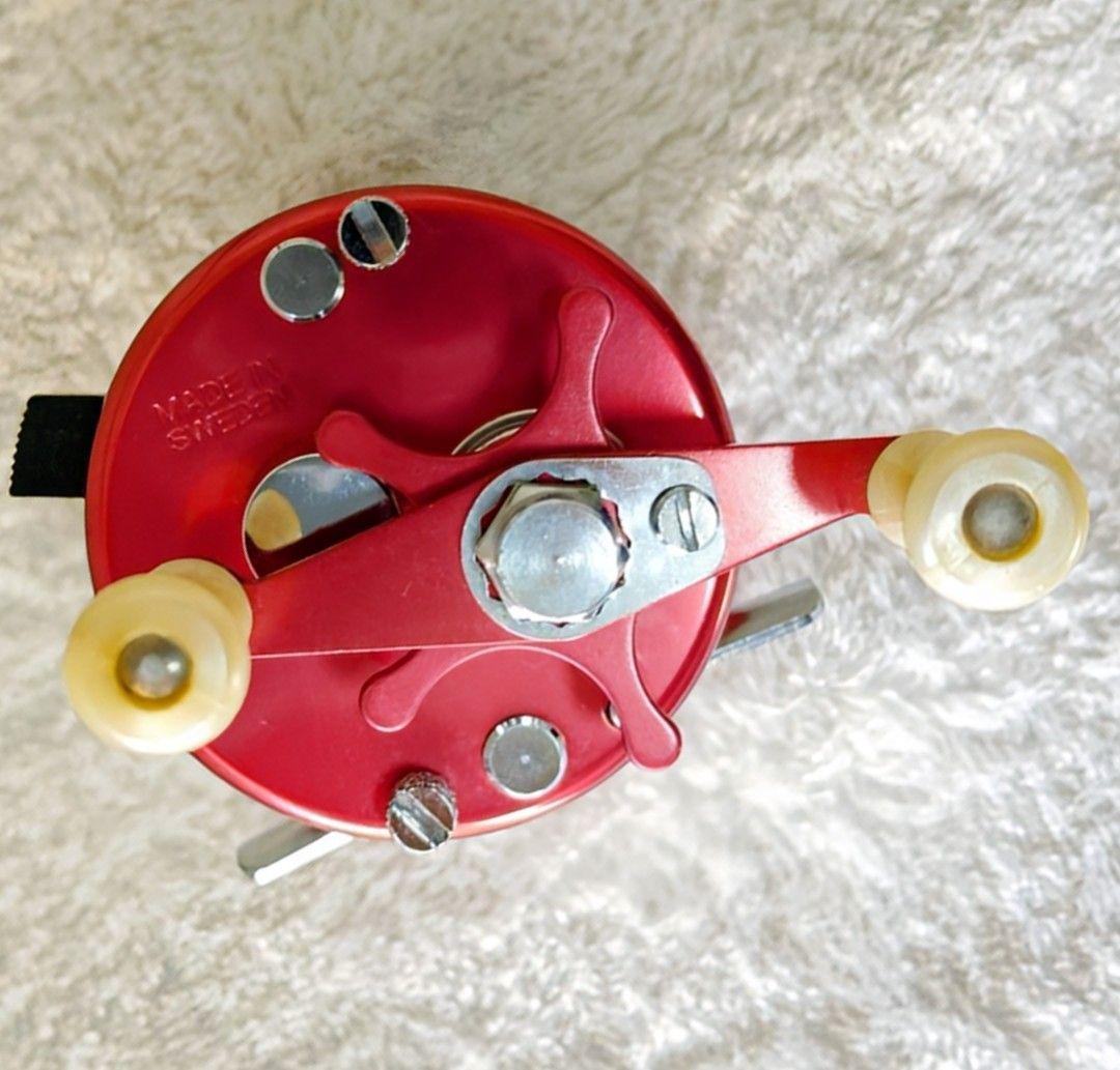 極美品 ABU アブ アンバサダー 2500C ノスタルジア レッド