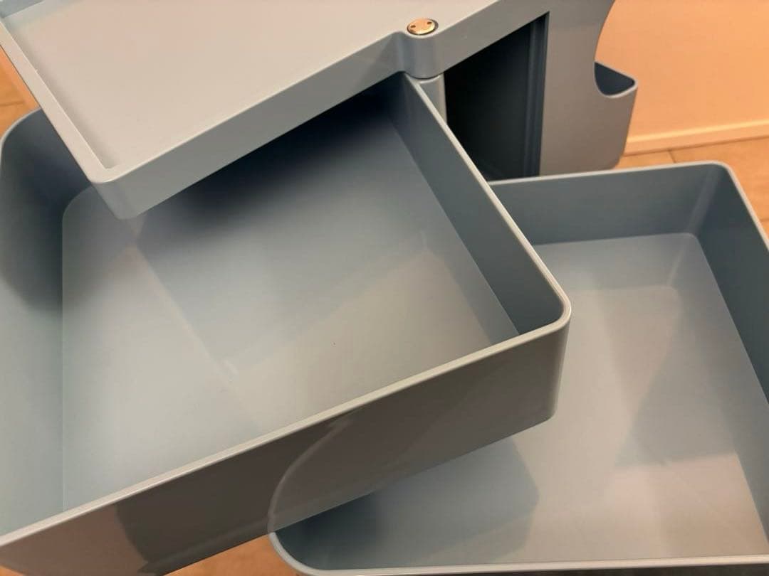 ジョエコロンボ　ボビーワゴン　水色