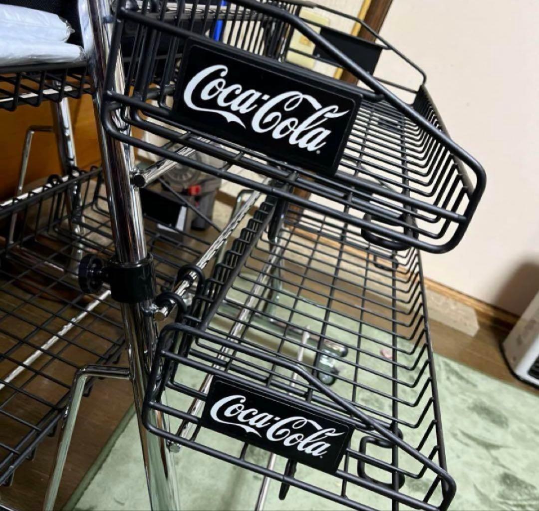 モンモンコカコーラ棚