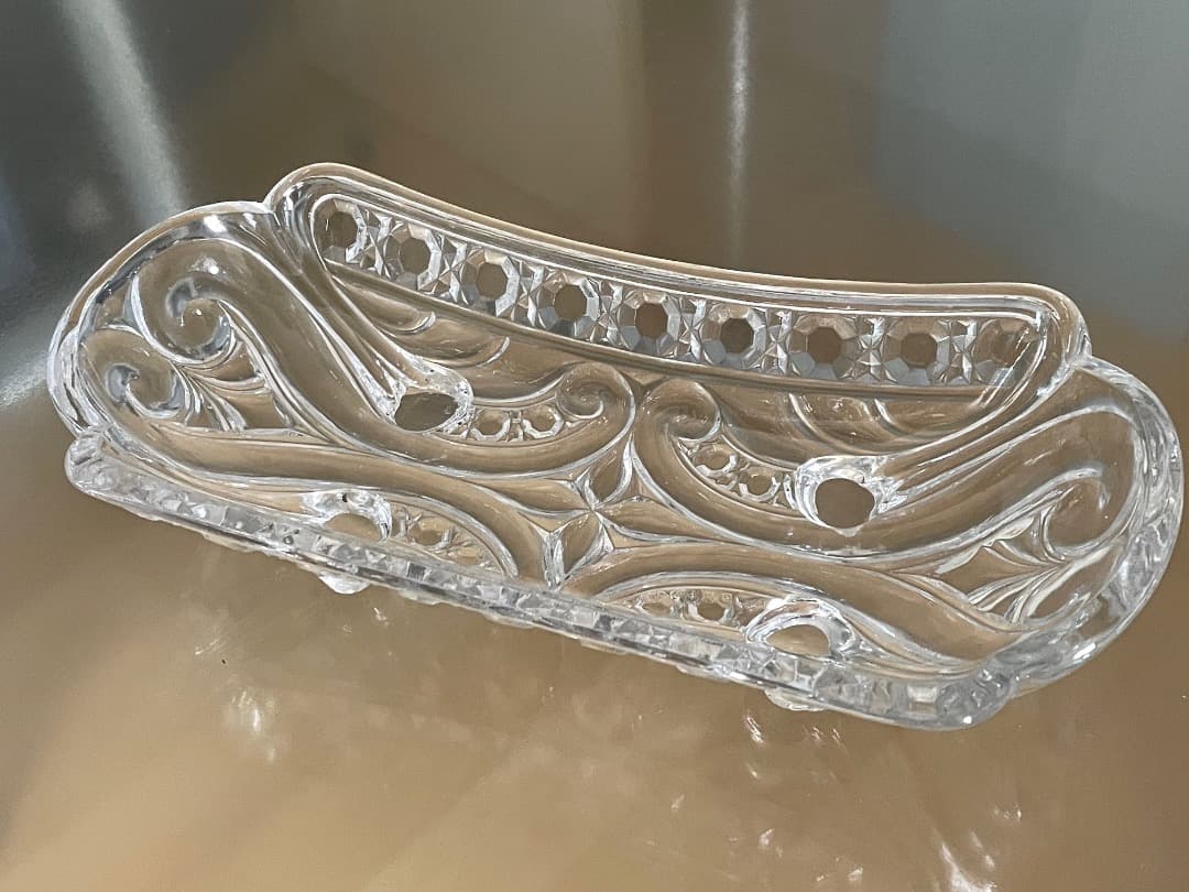 オールド・バカラ 百合の長皿 最高級モデル 脚付トレイ