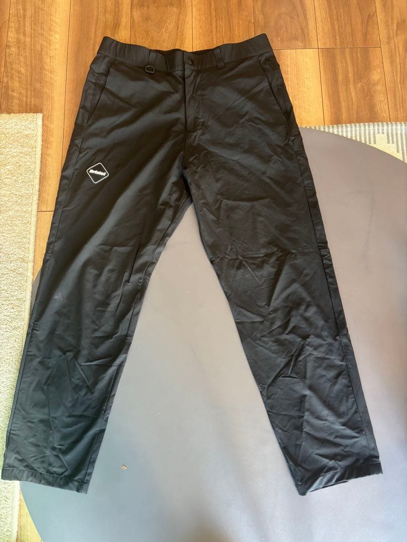 美品 F.C.R.B ブリストル AW23 ナイロンパンツ 黒　fcrb