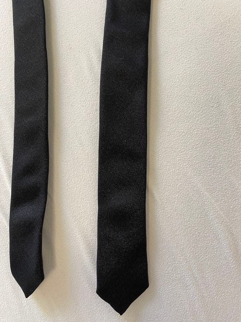 dior homme ナロータイ　黒　ネクタイ