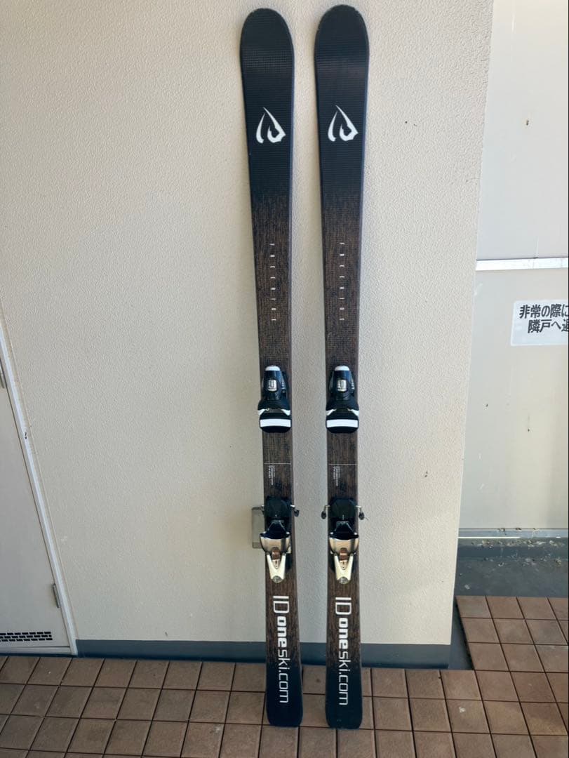 もりもり　ID ONE スキー板