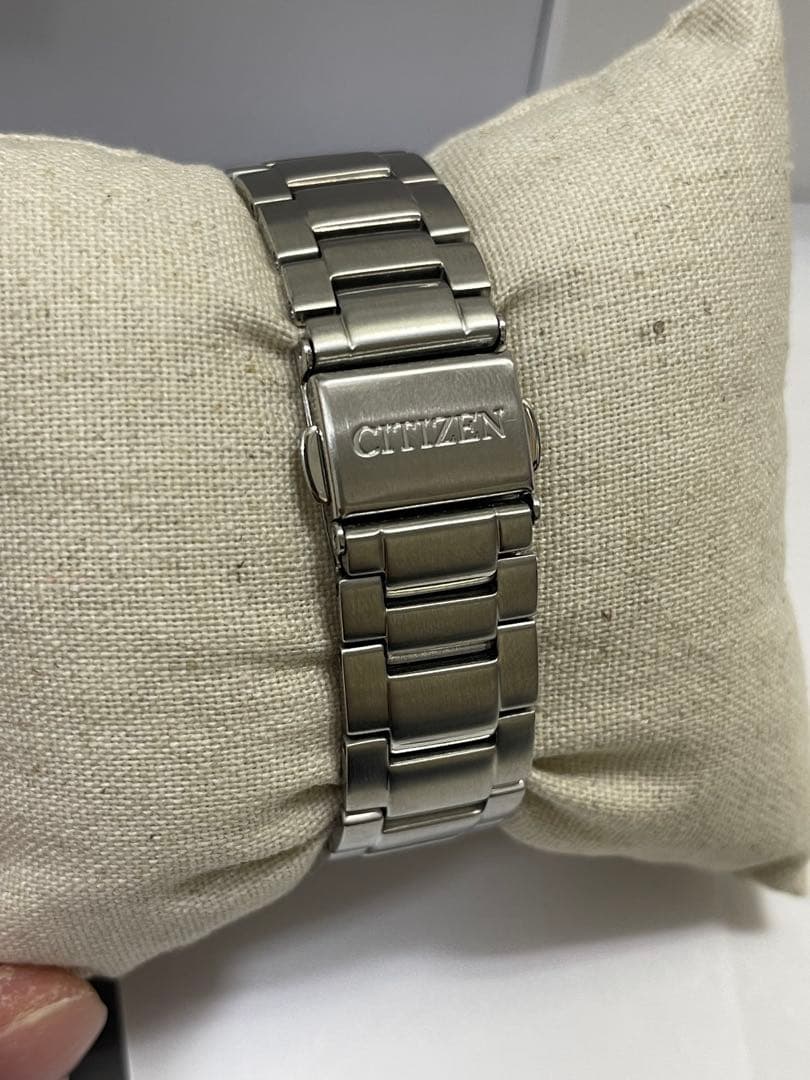 【美品、値下げしました❗️】 CITIZEN Eco-Drive ブラック腕時計