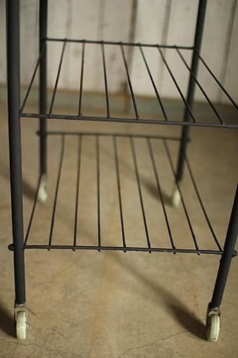 古い鉄と古材のキッチンラック　食器棚　オープンラック　古家具　古道具