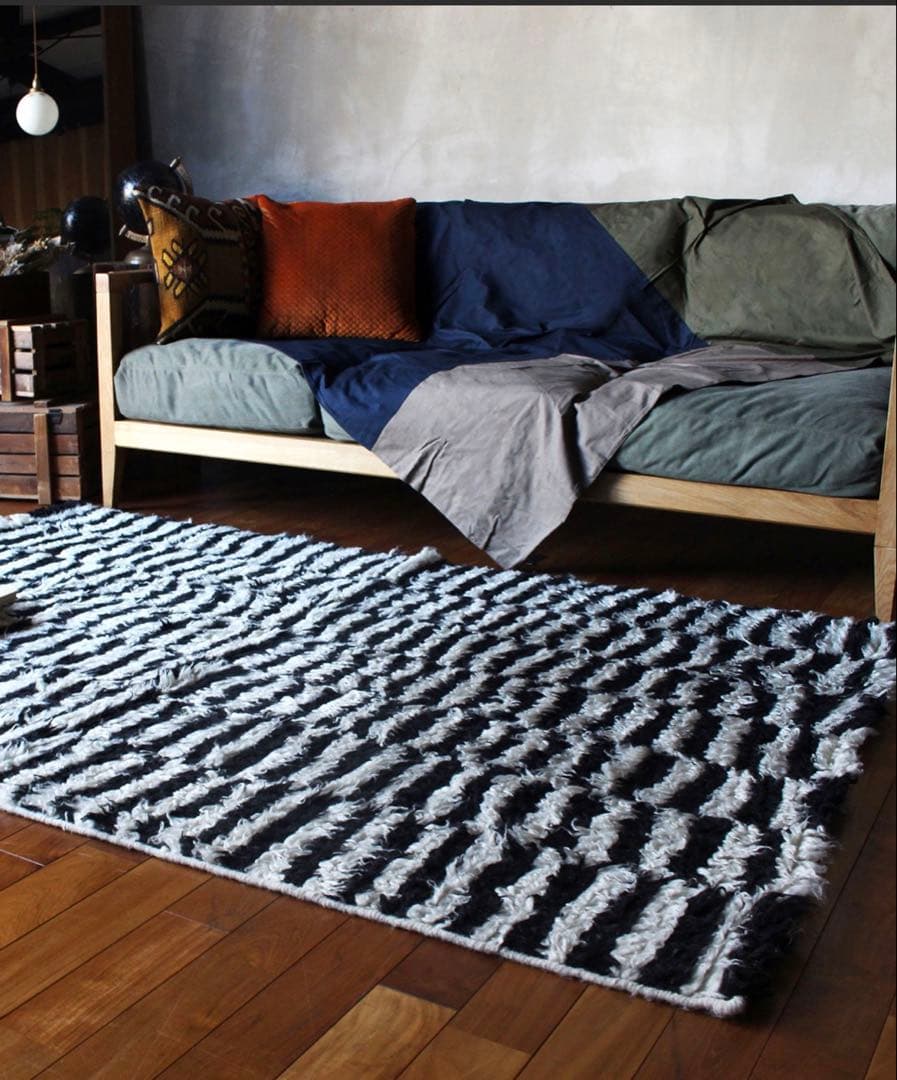 NZ wool rug black and white / ラグマット