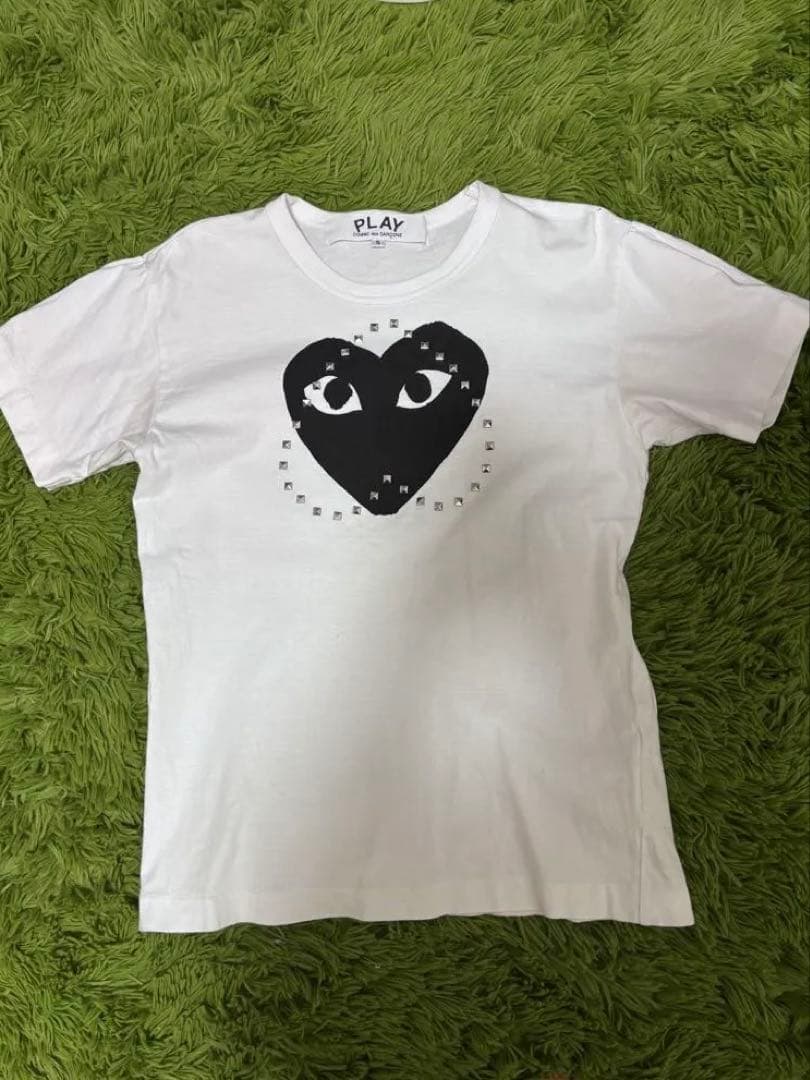 PLAY Comme des Garçons Ssize Tshirt