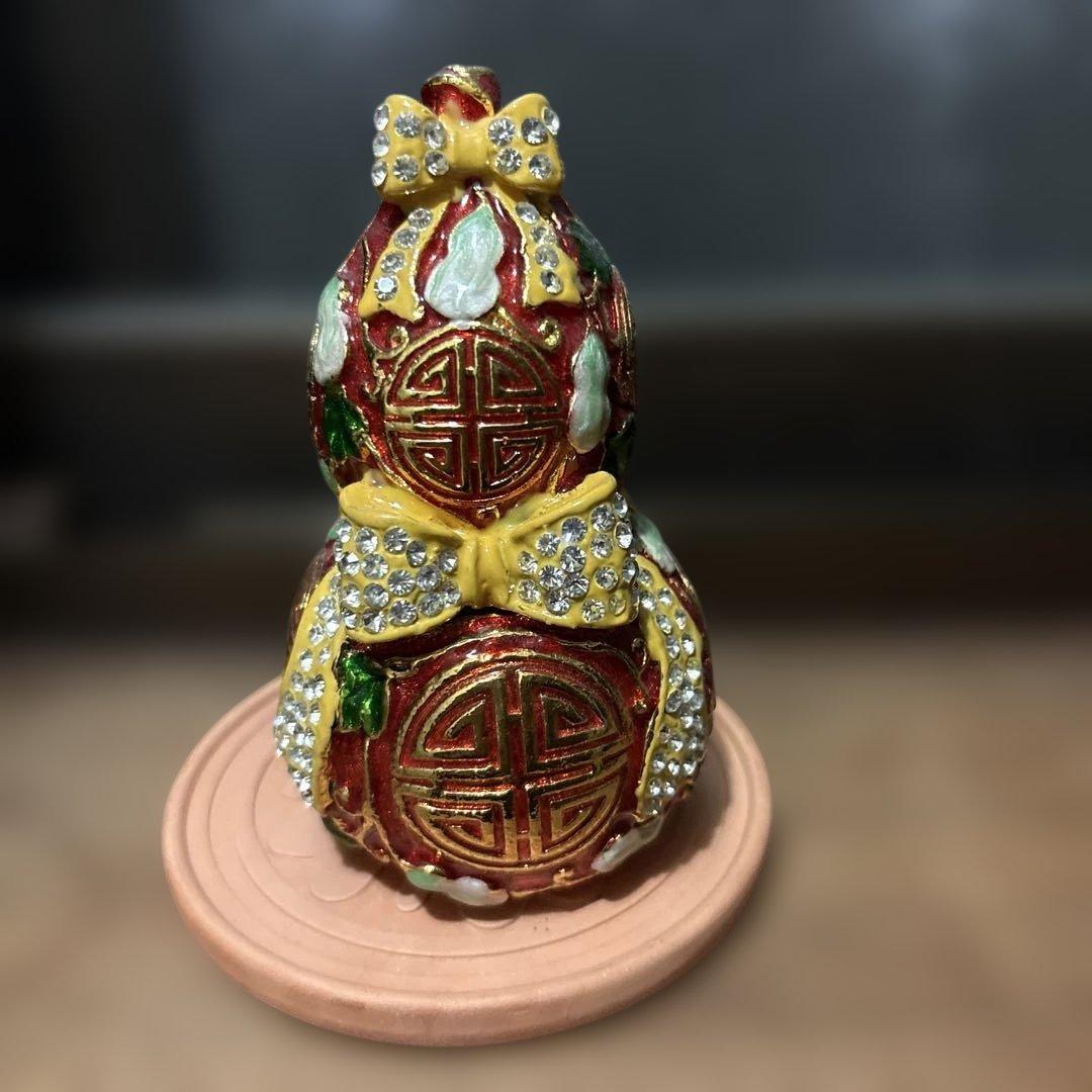 桃花蝶結瓶　風水　中井耀香　水晶次