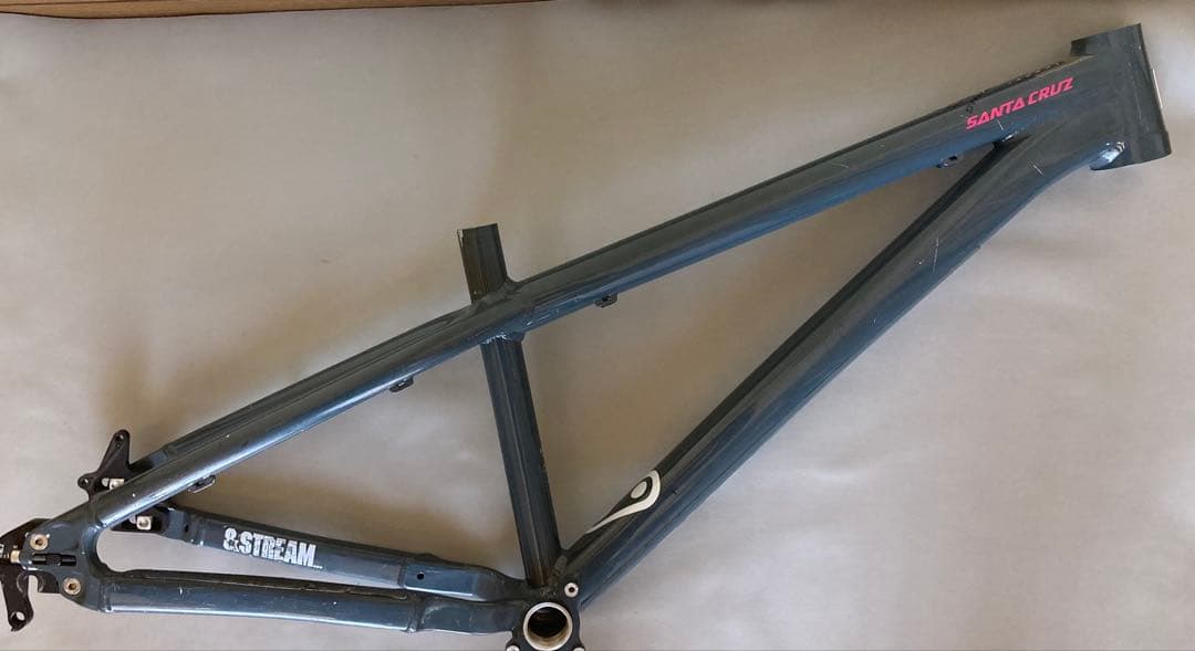 サンタクルズ JACKAL フレームのみ ダートジャンプ transition