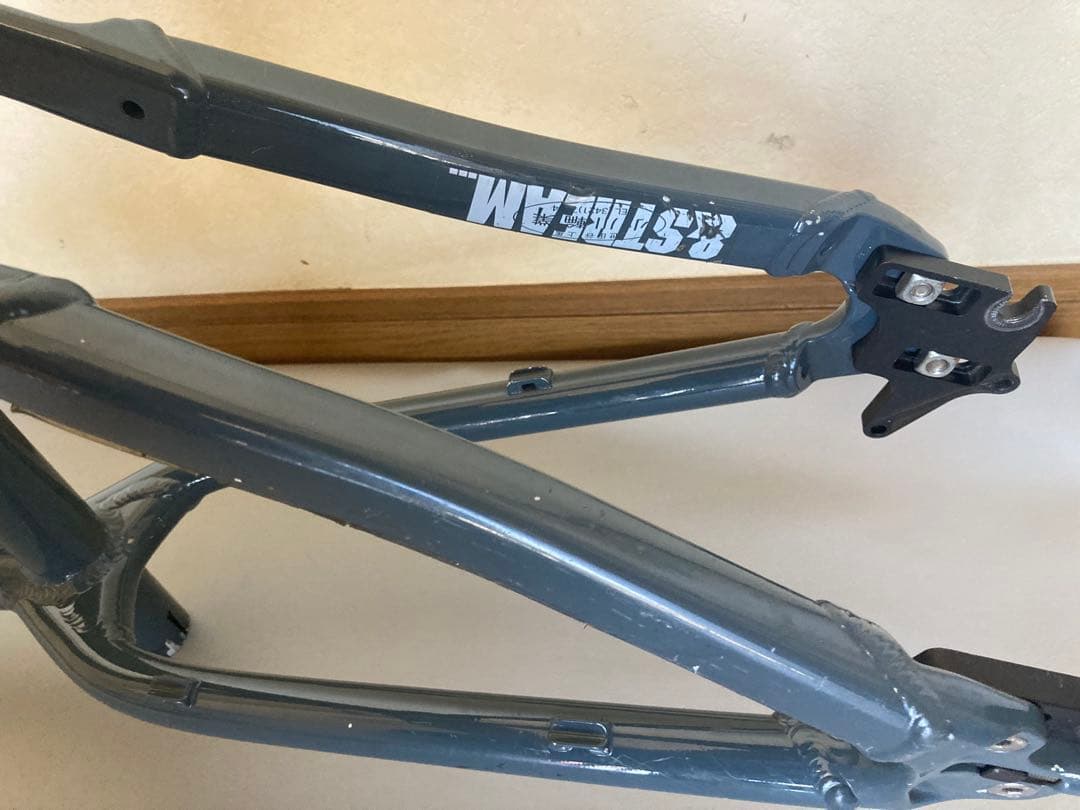 サンタクルズ JACKAL フレームのみ ダートジャンプ transition