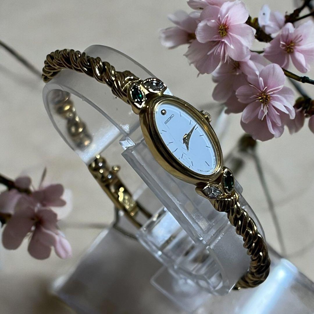 Seiko ゴールドツイストバンド腕時計【新品電池】4月17日交換済み