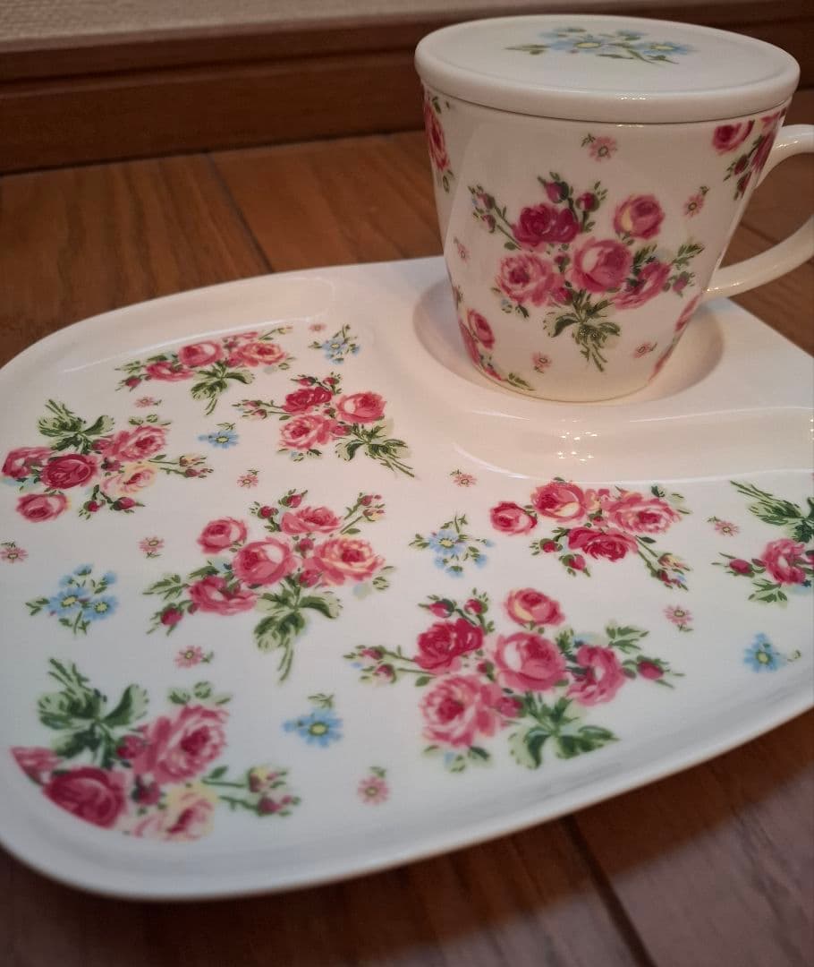 ローラアシュレイ プレート マグカップ