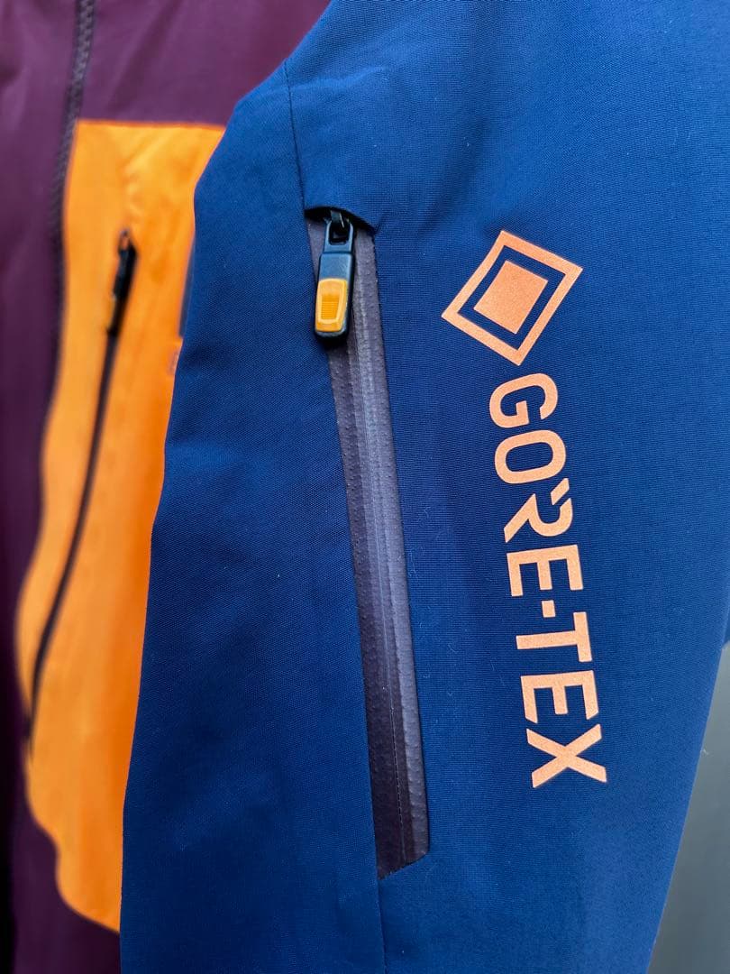 [ak] スノーボードジャケット Mサイズ