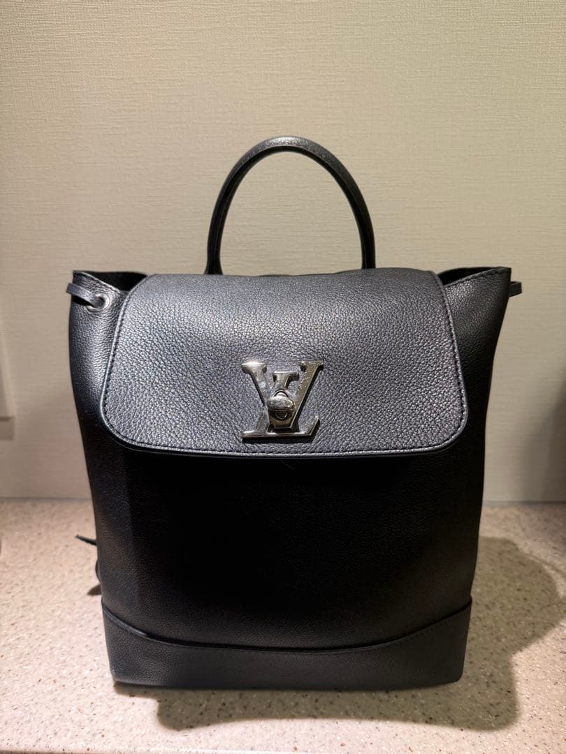 Louis Vuitton ブラック リュック