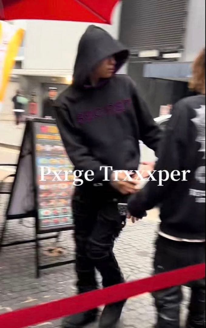 SECRET セットアップ　完売品　再販無し 希少サイズS パージトルーパー着用