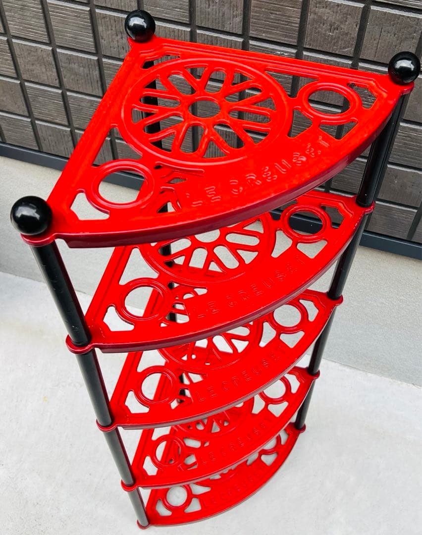 ルクルーゼ　ホーロー鍋スタンド5段赤　Le Creuset鋳物ポット