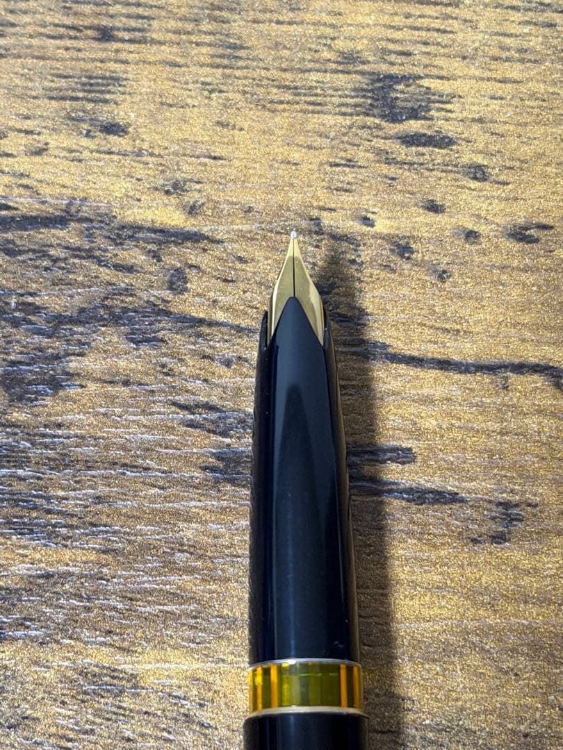 未使用に近い　1960年代　モンブラン　14 万年筆 18金　ゴールド　細字