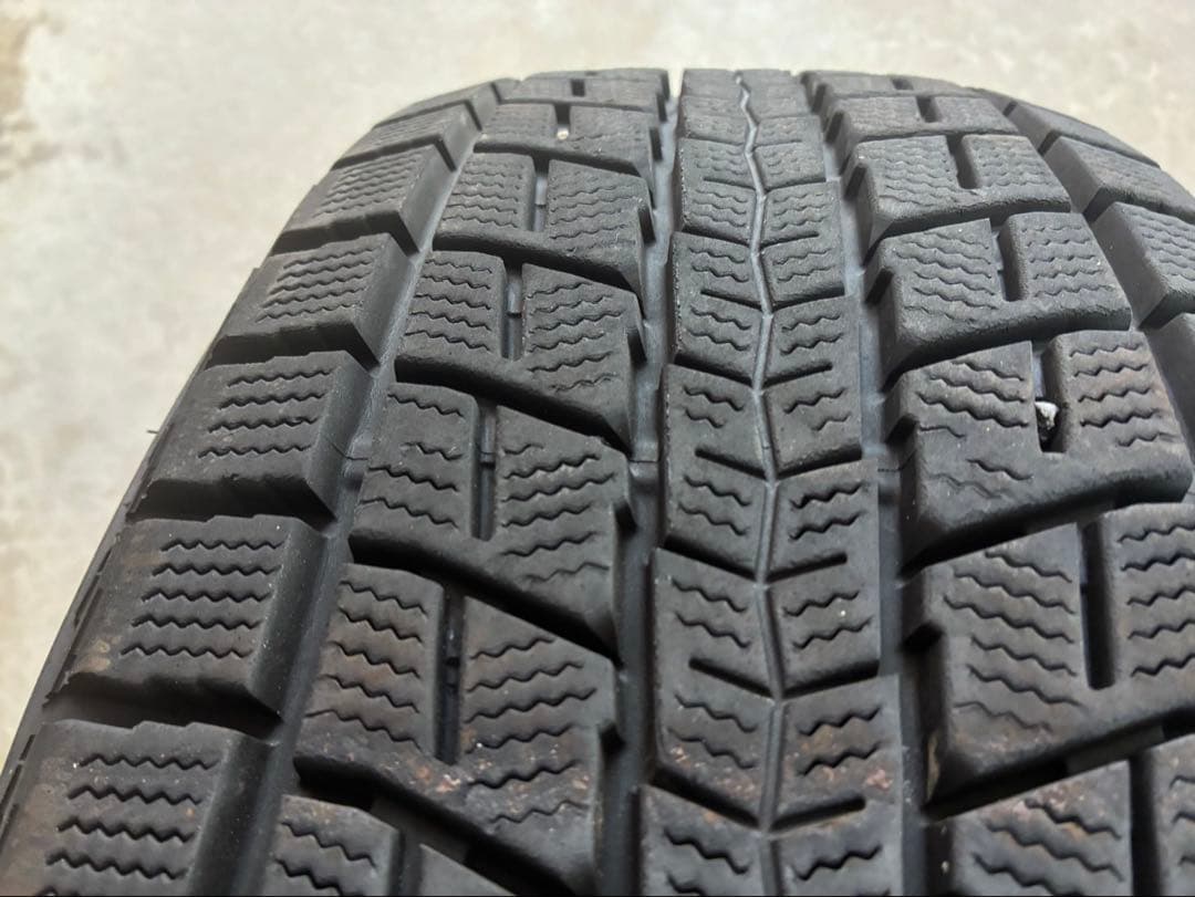 【ダンロップ-スタッドレスタイヤ】 235/55R20(4本)