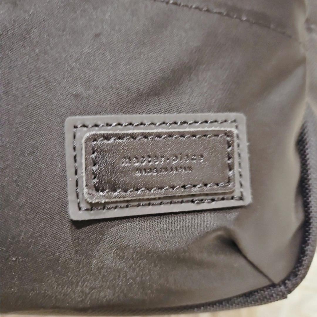 美品 マスターピース スクランブル メッ センジャーバッグ クロスボディ PC